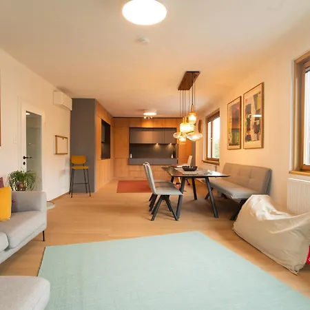 아파트 Freiraum Im Univiertel Und In Seenaehe 클라겐푸르트