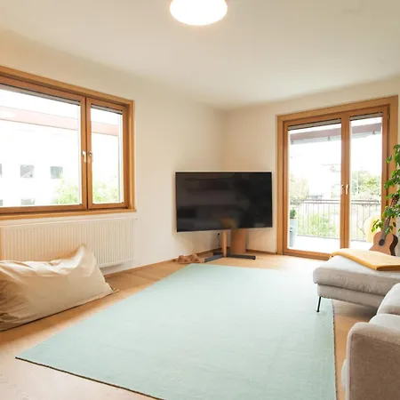 Apartment Freiraum Im Univiertel Und In Seenaehe *