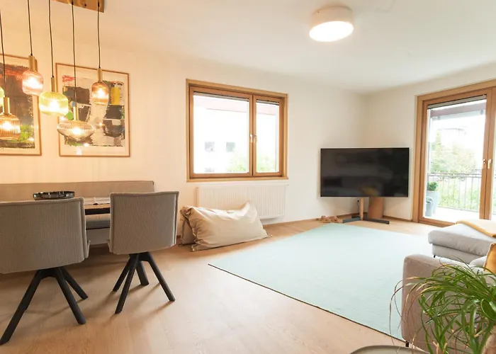 Freiraum Im Univiertel Und In Seenaehe * קלגנפורט